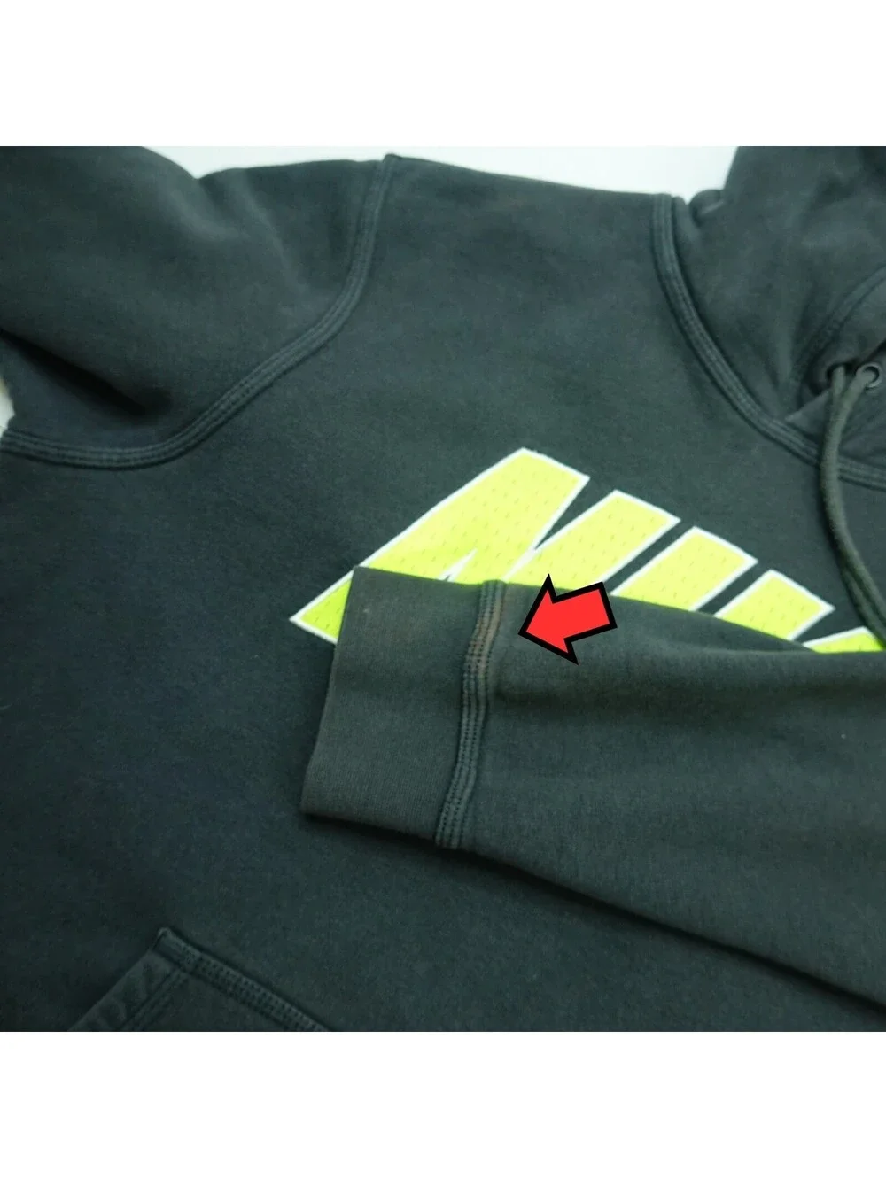 Nike Sz M Gray Hoodie Sweatshirt Neon Yellow Logo Fleece Pullover Cotton Blend